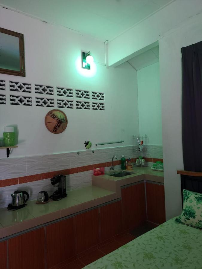 Room 345 Kota Bharu Bagian luar foto